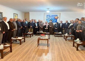 کشف حجاب زنان در کنگره حزب اتحاد ملت چه معنایی دارد؟